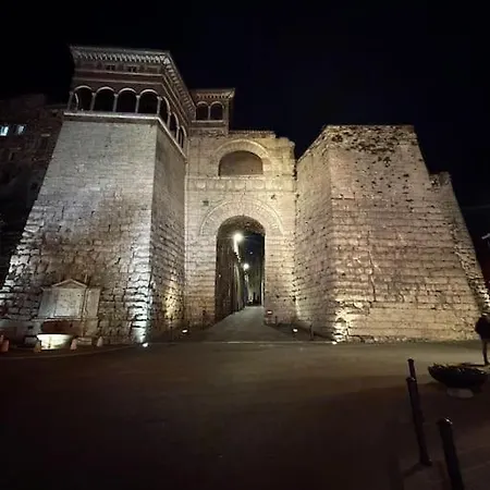 Grazioso Centro Storico Apartment